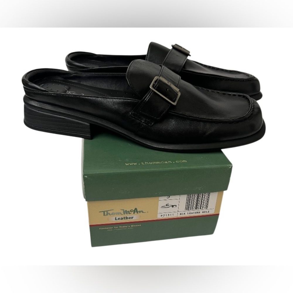 🖤NEW Thom McAn Black Leather Slip-On Loafers - Women’s 9